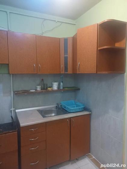 Garsonieră decomandată în Central