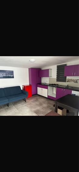 Casă cu 3 camere cu Teren 500 Mp în Central