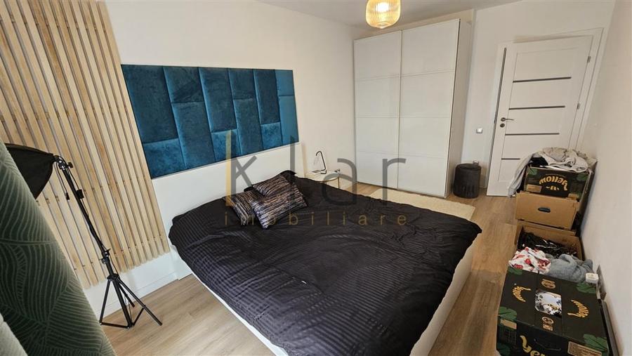 Apartament cu 3 camere semidecomandat, mobilat în Zorilor
