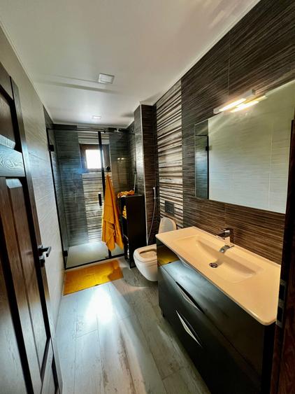 Apartament cu 2 camere, mobilat în Cetate