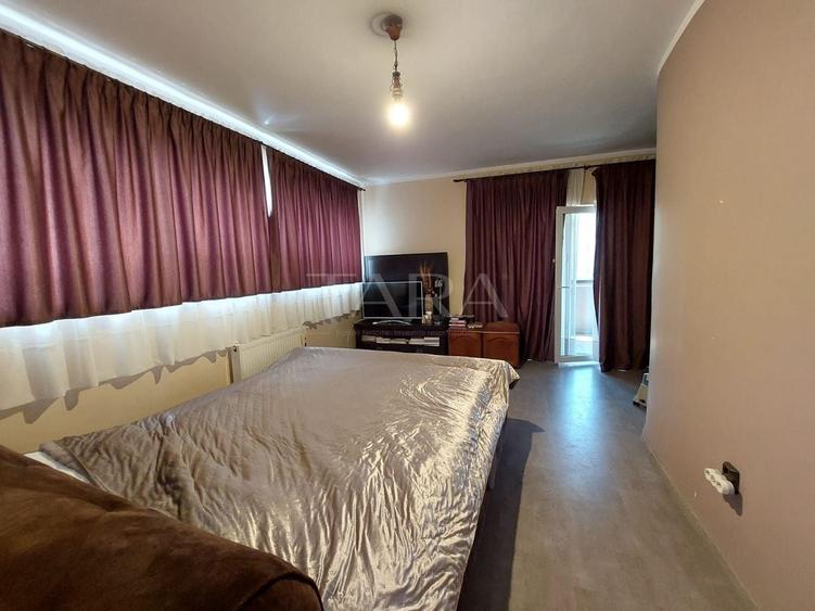 Apartament cu 3 camere semidecomandat, mobilat în Borhanci