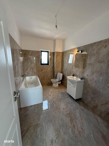 Casă cu 4 camere cu Teren 250 Mp în Cornetu