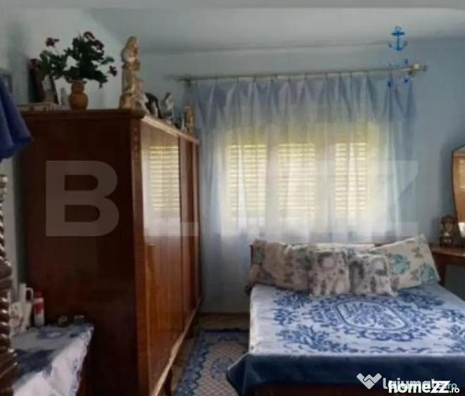 Casă cu 6 camere cu Teren 1000 Mp în Central