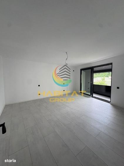 Casă cu 4 camere în Tineretului