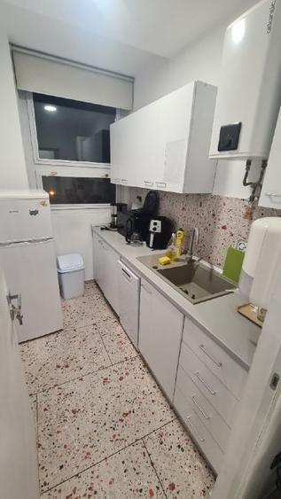 Birou, de 216 mp, în 13 Septembrie