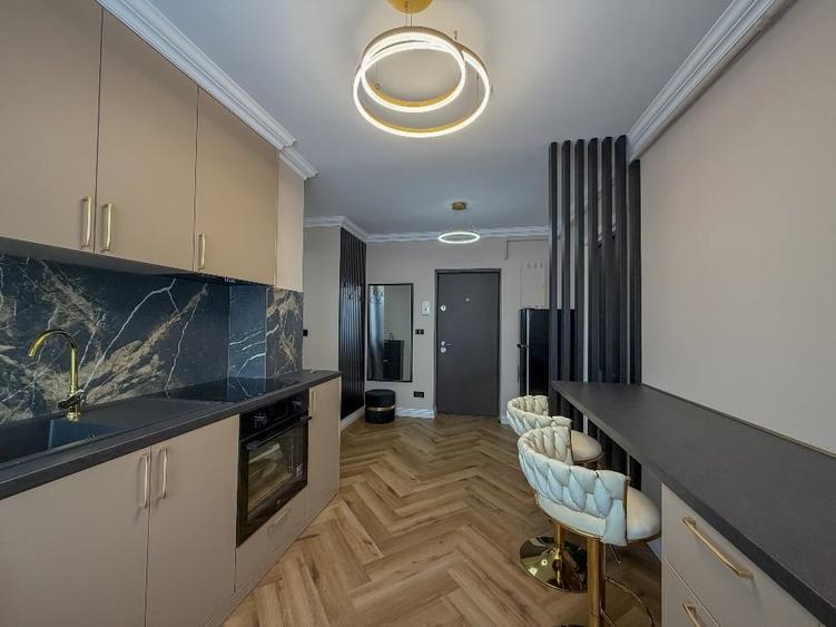 Apartament cu 2 camere decomandat, mobilat în Ultracentral