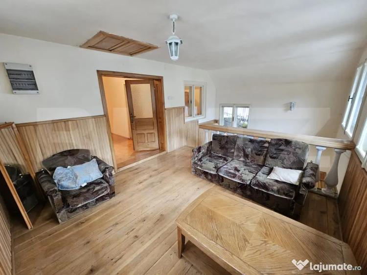 Casă cu 5 camere cu Teren 2669 Mp în Scărișoara