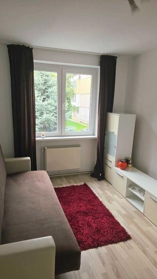 Apartament cu 2 camere decomandat în Cedonia