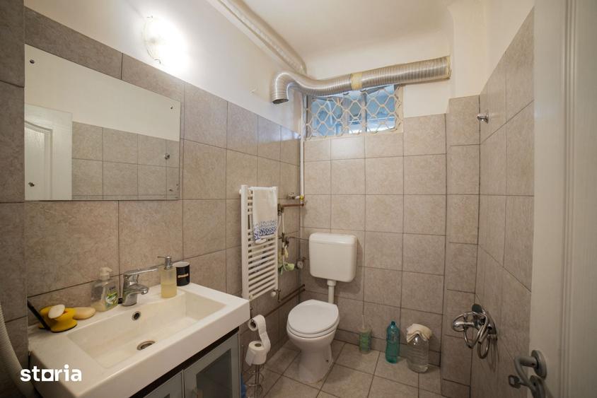Apartament cu 2 camere semidecomandat în Centrul Civic