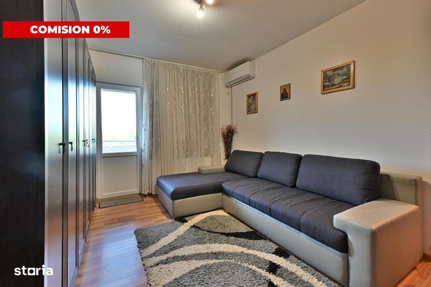 Apartament cu 3 camere semidecomandat în Central