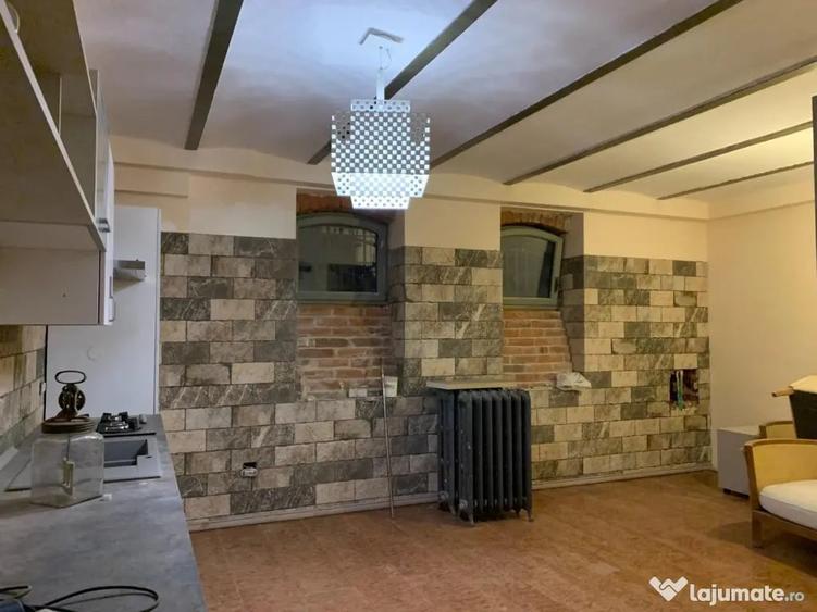 Casă cu 3 camere cu Teren 684 Mp în Armeneasca