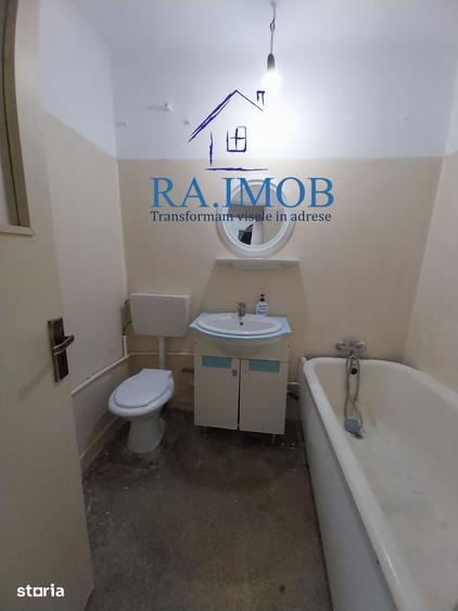 Apartament cu 2 camere semidecomandat în Ultracentral