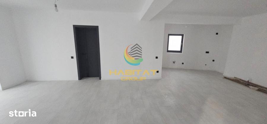 Casă cu 5 camere cu Teren 175 Mp în Văcăresti