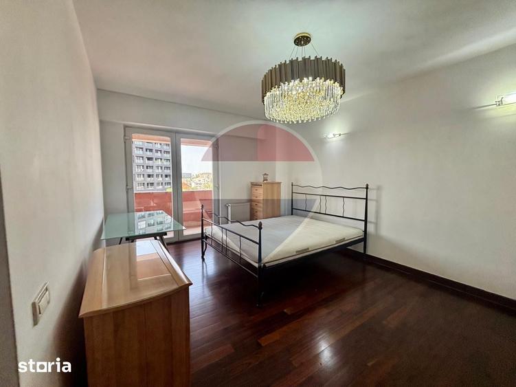 Apartament cu 4 camere în Eminescu