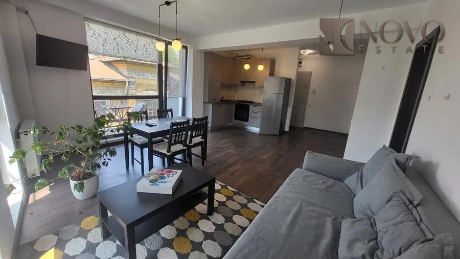 Apartament cu 2 camere semidecomandat, mobilat în Moșilor