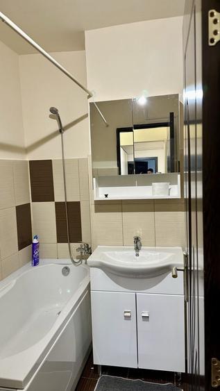 Apartament cu 2 camere decomandat în Alexandru cel Bun