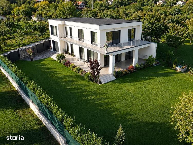 Casă cu 4 camere în Podgoria