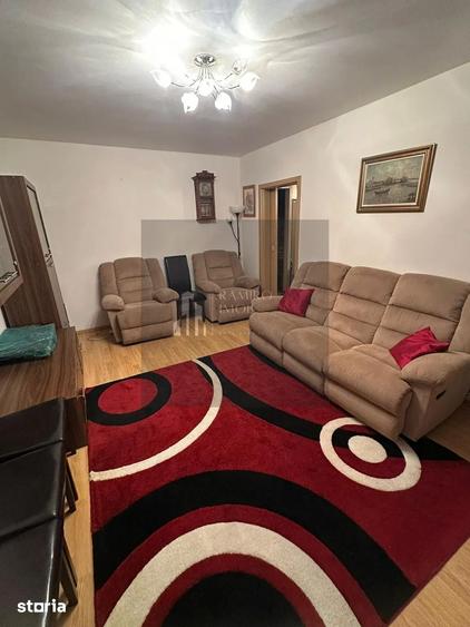 Apartament cu 4 camere decomandat în Titan