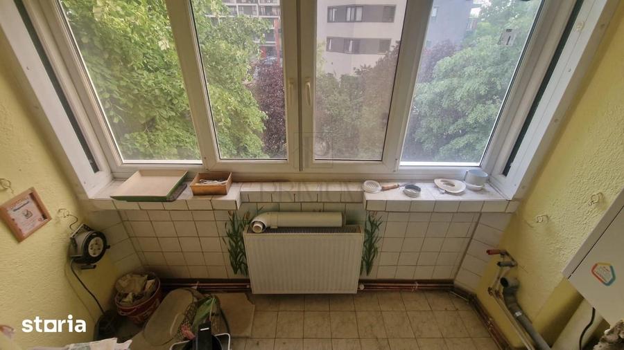 Apartament cu 2 camere decomandat în Soarelui