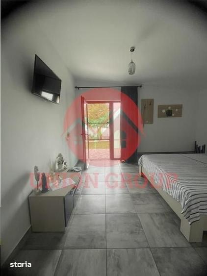 Spațiu comercial, de 215 mp, în Corbu