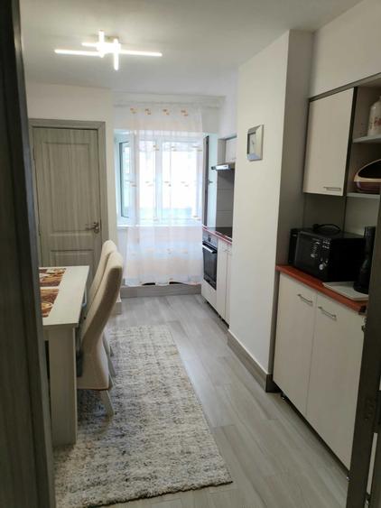 Apartament cu 2 camere decomandat în Sud