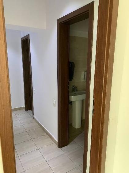 Birou, de 536 mp, în P-ta Presei Libere