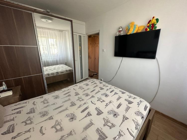 Apartament cu 2 camere semidecomandat în Rahova