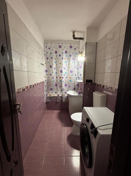 Apartament cu 2 camere decomandat în Ostroveni
