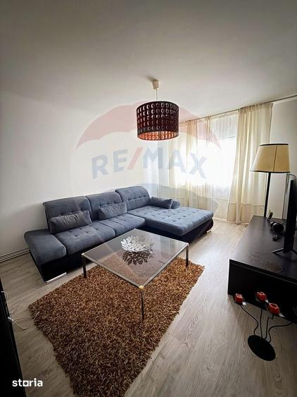 Apartament cu 4 camere decomandat, mobilat în 1 Mai