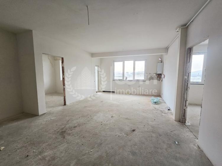 Apartament cu 3 camere semidecomandat în Mănăștur — fotografia 1