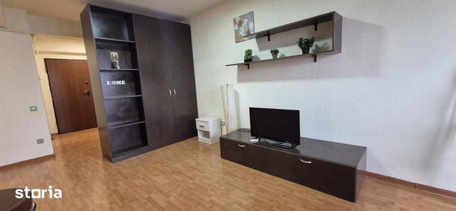Garsoniera spatioasa, etaj intermediar. Bloc nou - 2