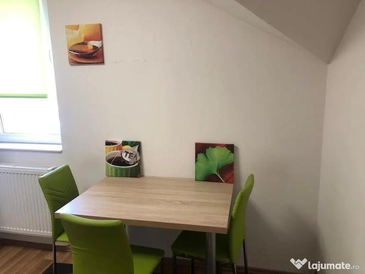 Garsonieră decomandată în Borhanci