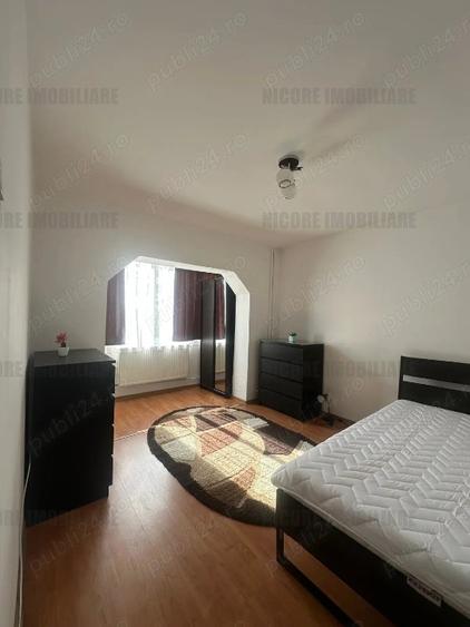 Apartament cu 2 camere decomandat în Girocului