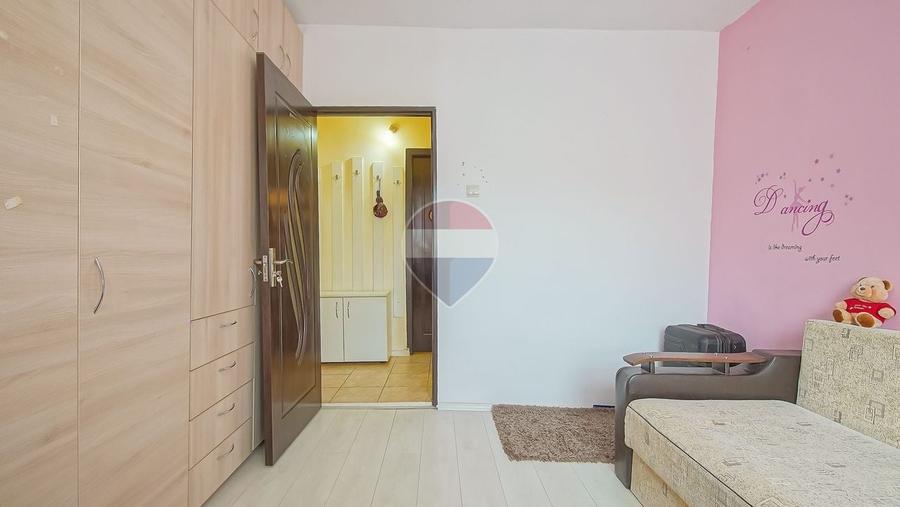 Apartament cu 2 camere decomandat, mobilat în Răcădău