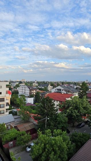 Apartament cu 34 camere decomandat în Chitila