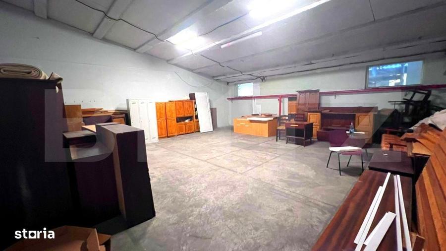 Spațiu comercial, de 4,700 mp, în Mănărade