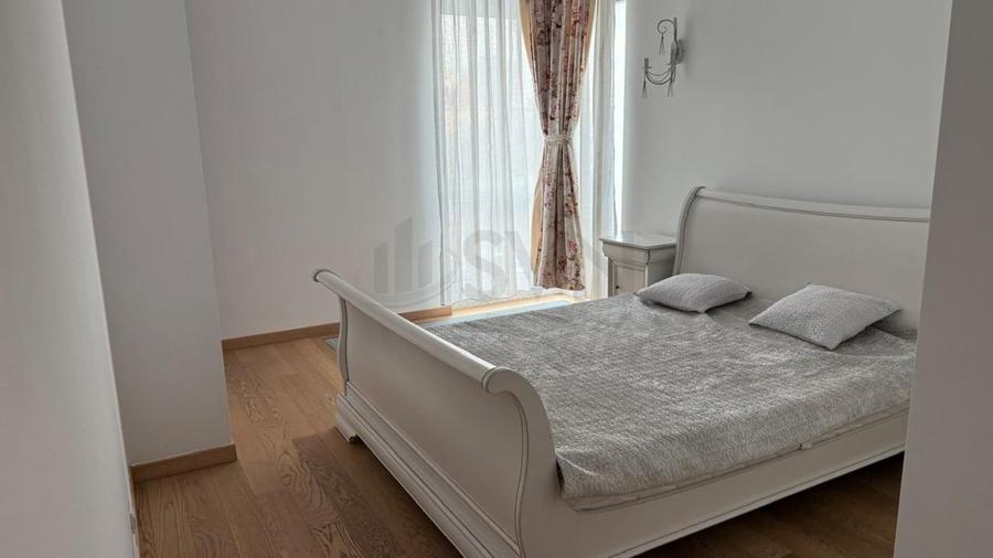 Apartament cu 4 camere decomandat, mobilat în Aviatorilor