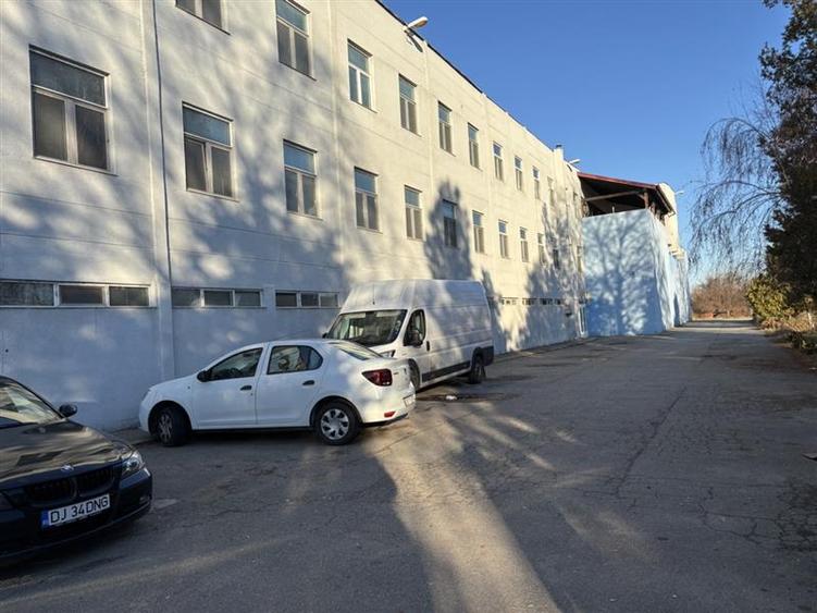 Spațiu industrial, de 30,130 mp, în Central
