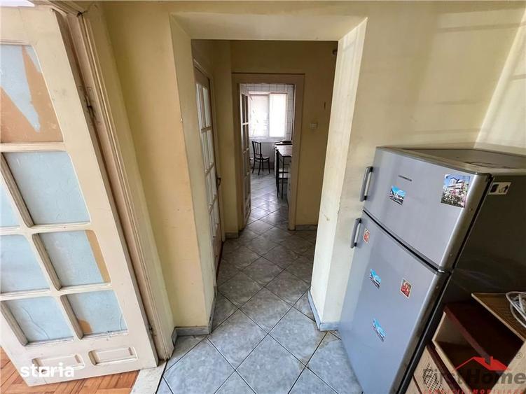 Apartament 3 camere , zona centrala, parter - 11