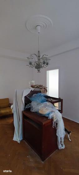 Casă cu 4 camere cu Teren 401 Mp în Salca