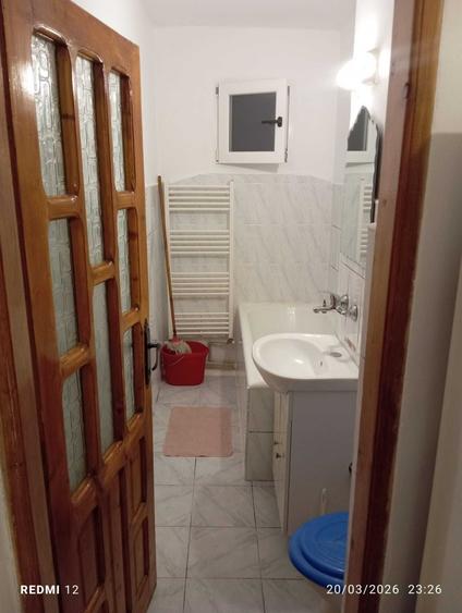 Apartament cu 2 camere nedecomandat în Central