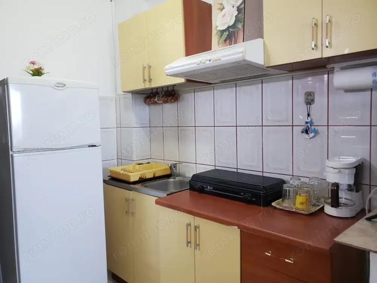 Garsonieră decomandată în Central