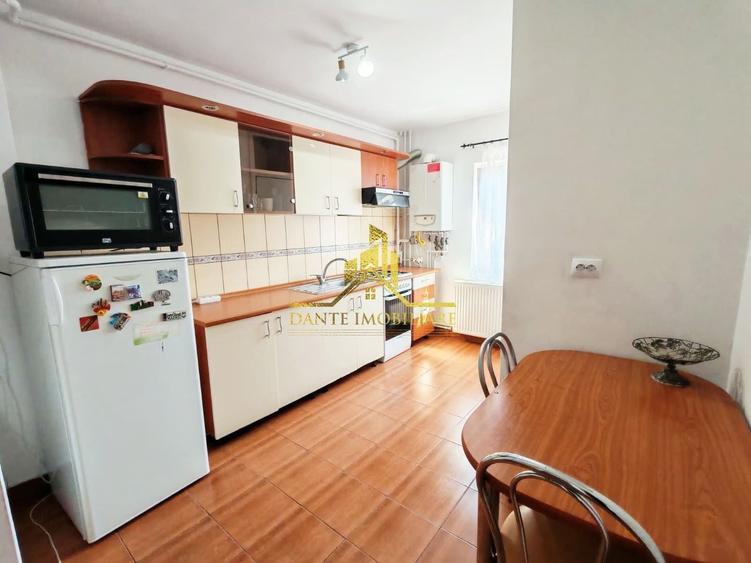 Apartament cu 2 camere decomandat, mobilat în Zorilor