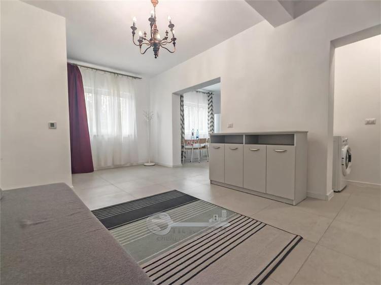 Apartament cu 3 camere decomandat, mobilat în Cug