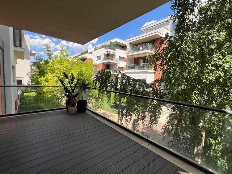 Apartament cu 4 camere decomandat, mobilat în P-ța Dorobanți