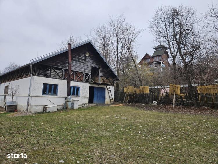 Casă cu 4 camere în Ghioșești
