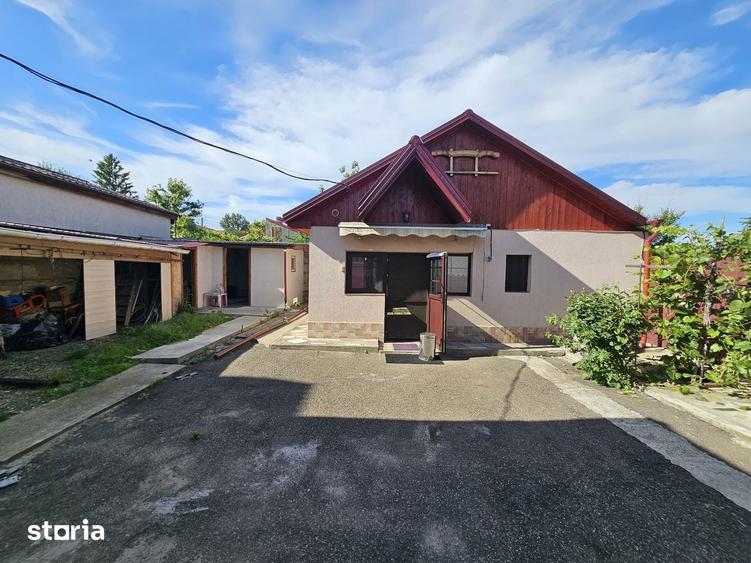 Casă cu 5 camere cu Teren 500 Mp în Central