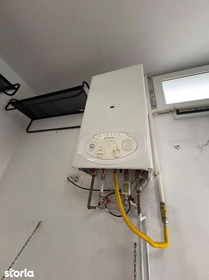 garsoniera 15 mp centru loc de parcare terasa boxa separata 185 euro - 4
