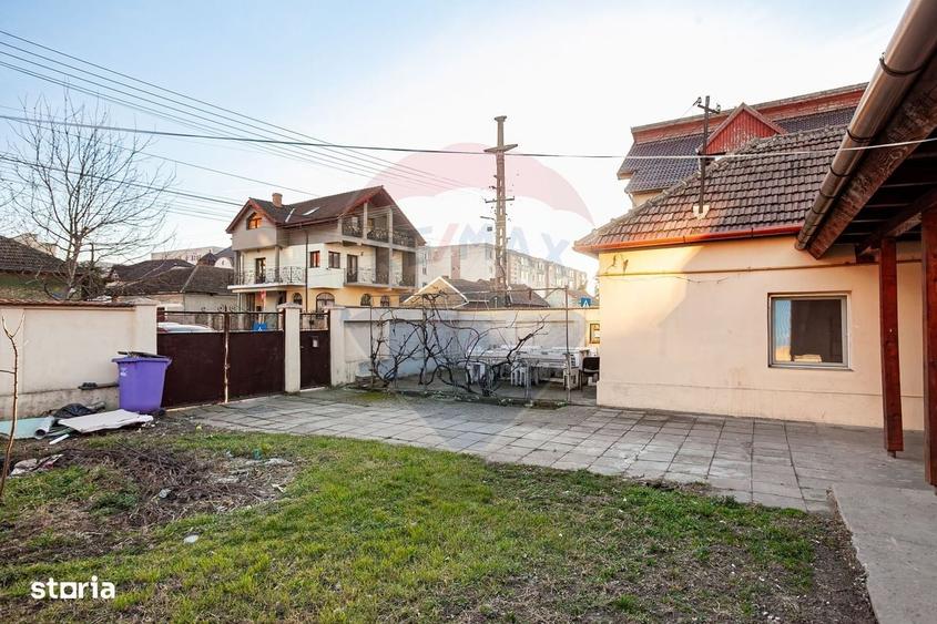 Casă cu 4 camere în Central