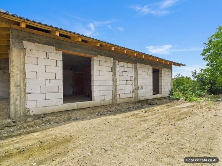 Duplex cu 3 camere cu Canalizare în Șag